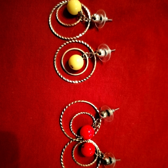 2 pairs earrings - Picture 4 of 6